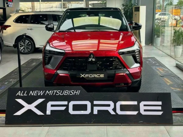 Mitsubishi Xforce GLX - Hình ảnh 4