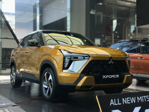 Mitsubishi Xforce GLX - Hình ảnh 3