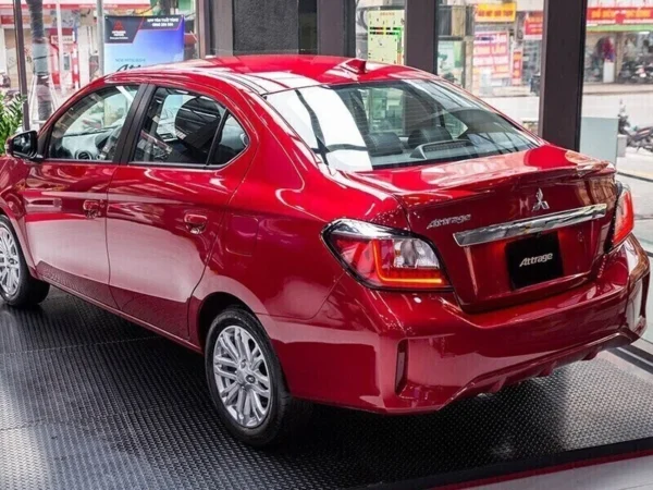 Mitsubishi Attrage CVT Premium - Hình ảnh 5