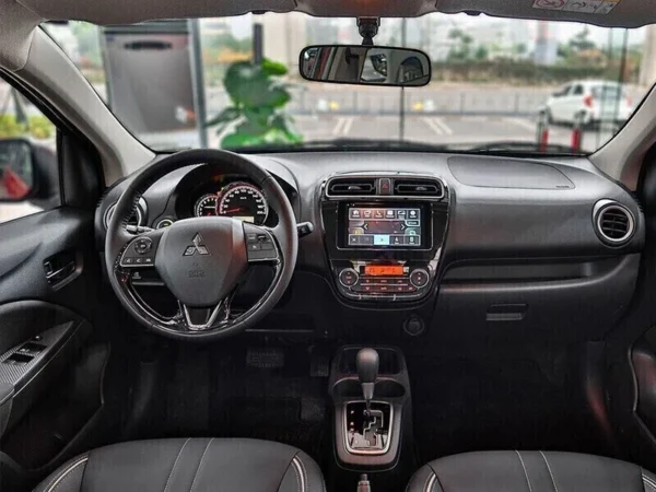 Mitsubishi Attrage CVT Premium - Hình ảnh 6