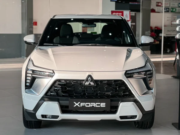 Mitsubishi Xforce Exceed - Hình ảnh 8