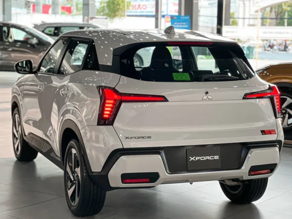 Mitsubishi Xforce Exceed - Hình ảnh 7
